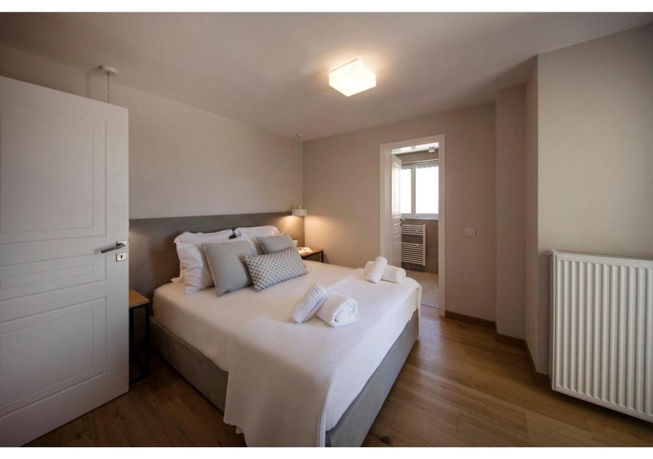 Blue Note Resort & Club Атина Екстериор снимка